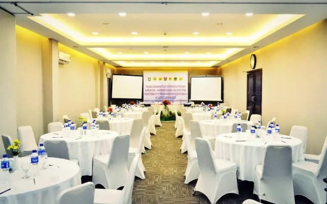 Lampion Hotel Solo
