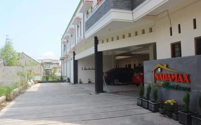 Nadamax Solo Guest House