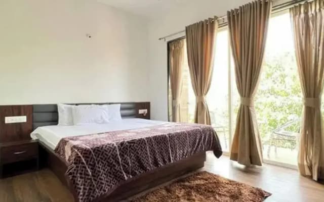 Starfire 3 BHK With Pvt Pool By Stellar Stays