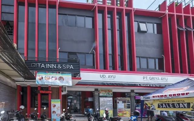 RedDoorz near Art Centre Bali