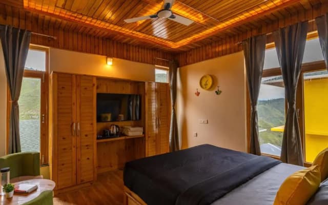 The Hosteller Chakrata