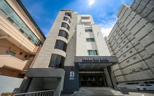 Pohang Brown Dot Hotel