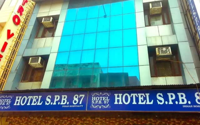 Fabhotel Spb 87