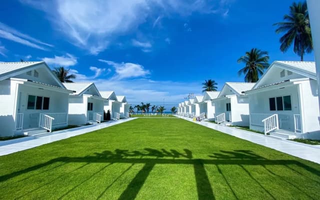 The White Resort