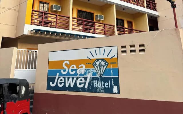 Sea Jewel Hotel Puerto Galera powered by Cocotel