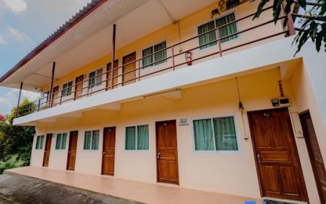 Rockwood house Resort and Thai massage