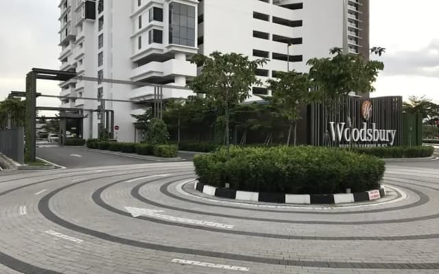Woodsbury Suites 7722