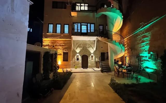Uluyol Stone House