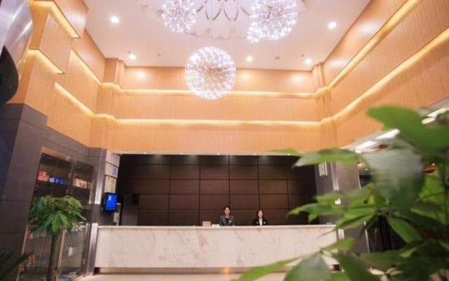 Starway Hotel (Yancheng Nanxiang Road)