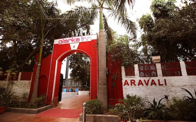 Aravali Clarks Inn Alwar