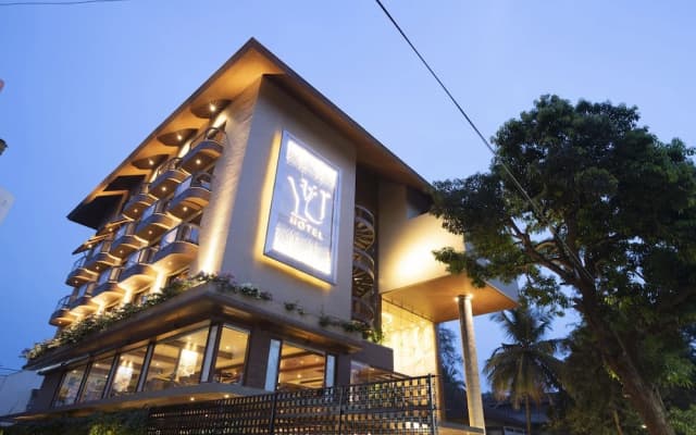 YU Hotel Candolim
