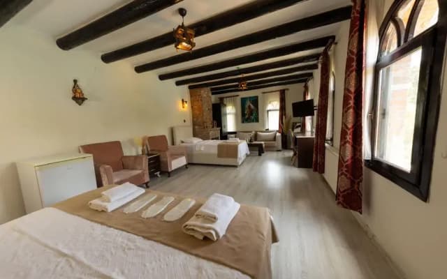 Antik Manastir Butik Otel