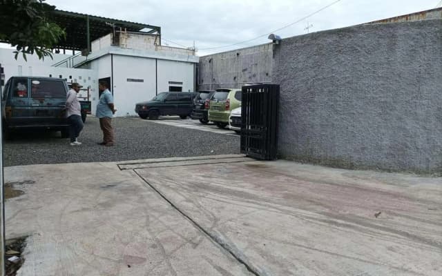 RedDoorz Near Stasiun Batang