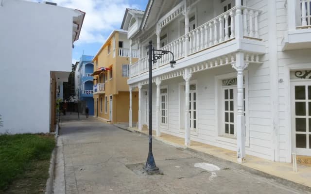 CortLang Vacation Rentals, El Pueblito