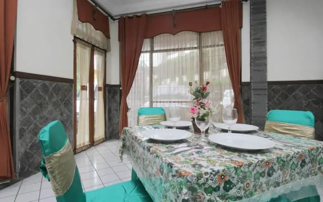 Airy Kaliwates Gajah Mada 233 Jember