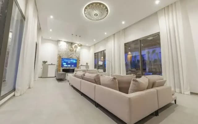 Villa PurSang Marrakech – Villa Privée de Luxe avec Hammam, Spa et Jardin