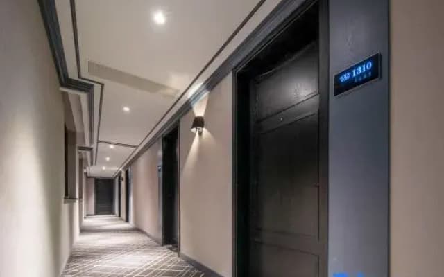 Xana Hotelle Hotel (Xuzhou Yunlong Wanda)