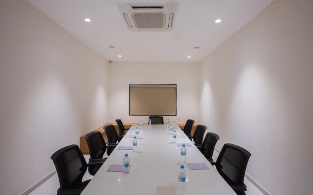 Sapphire Premium Hotel & Suite