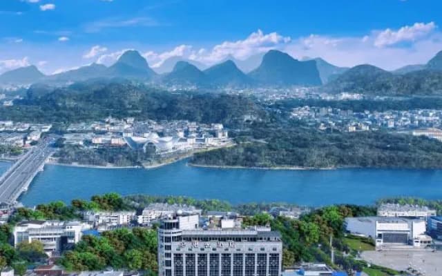 Xiangbishan Port House | City core stroll city center hotel (Guilin two rivers and four lakes store)