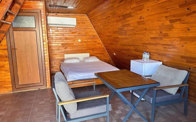 Çeli̇k Resort