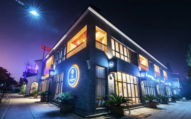 Floral Hotel Deqing Yingxi Riverside
