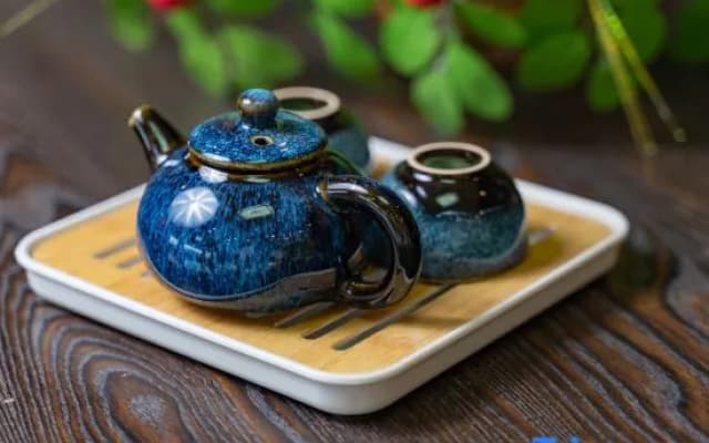 Xijiang Qianhu Miao Village Xinlongsheng Hotel (West Gate Tourist Service Center)