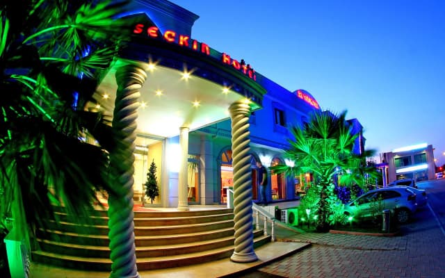 Seckin Hotel