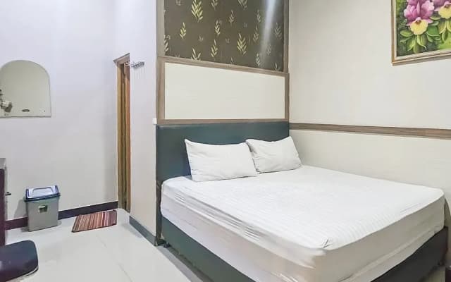 Wisma Brata Mitra RedDoorz