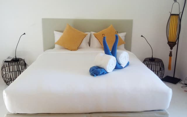 Sanae Beach Hua Hin
