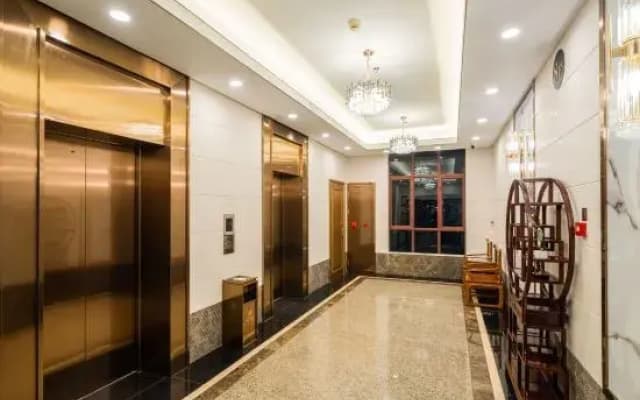 Wanguo Yuanbao Hotel (Foshan Yanbu International Tea Capital)