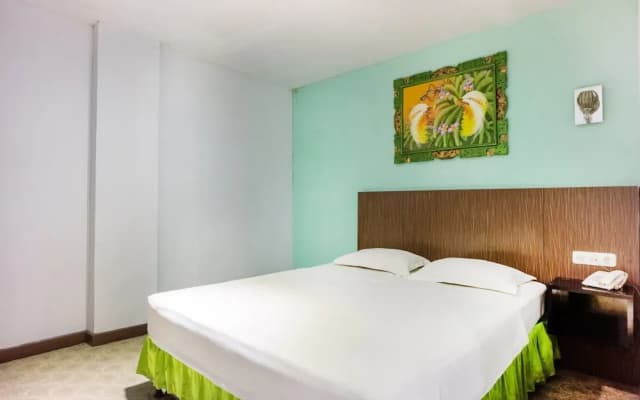 Hotel O Makassar near Losari Beach formerly Ocean View Hotel