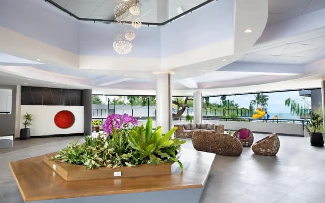 Centara Life Cha-Am Beach Resort Hua Hin
