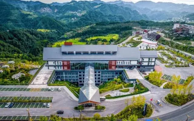 Qian Yun Shan Fang Hotel