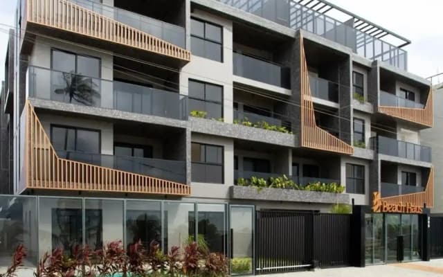 Beach Haus by Azzure Homes
