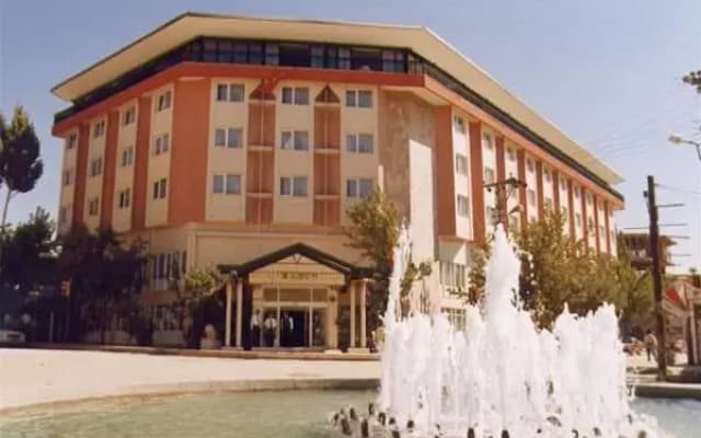 Buyuk Urartu Otel