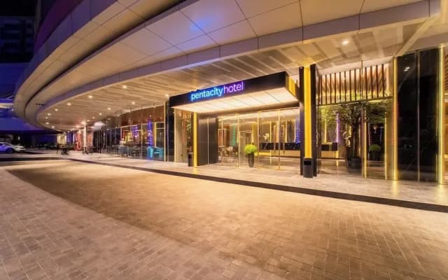 The All-Suite Pentacity Hotel Balikpapan