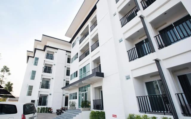 B2 Korat Boutique & Budget Hotel