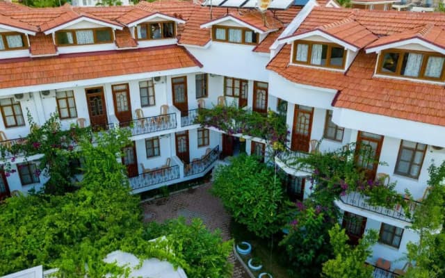 Yeni Doga Hotel