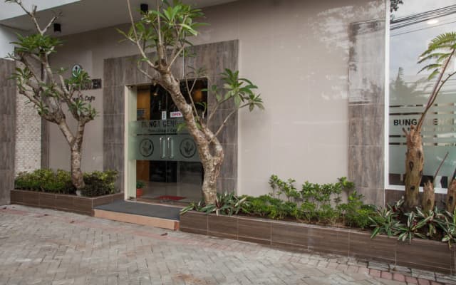 RedDoorz Premium @ Jalan Cengkeh