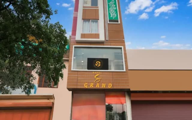 Hotel S Grand