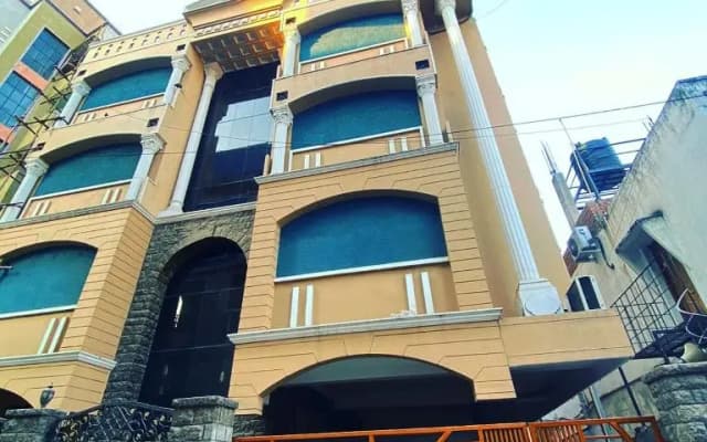 KP Suites Metro