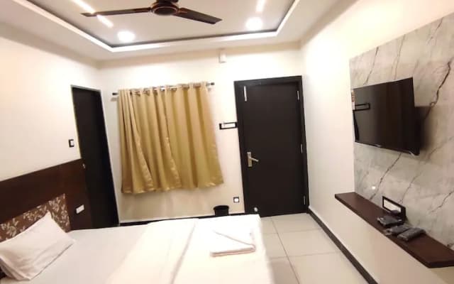 Hotel Dev kripa