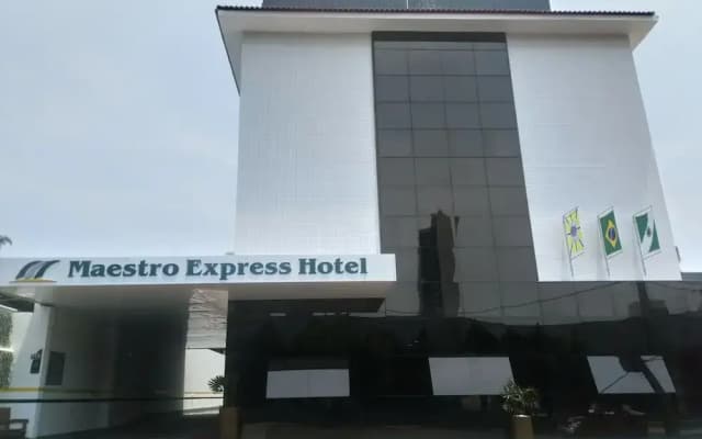 Hotel Maestro Express