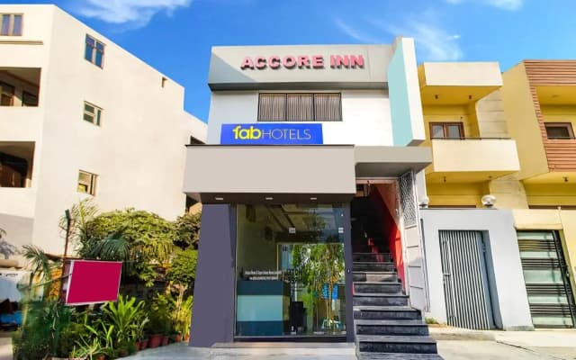 Fabexpress Accore Inn