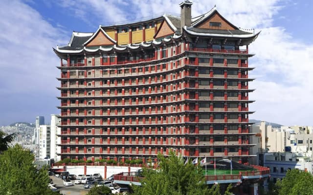 Commodore Hotel Busan