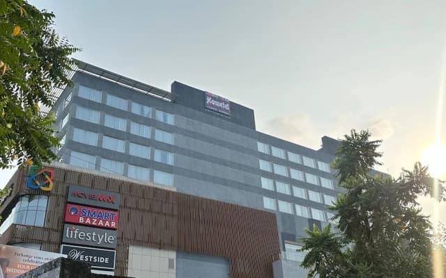 Hometel Alambagh Lucknow