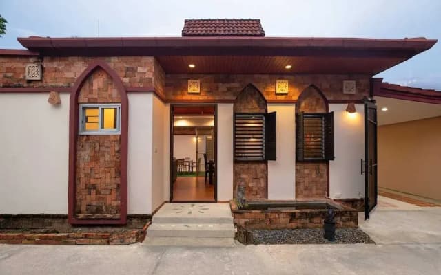 Balinese 3BR Pool Villa Freya in Rawai