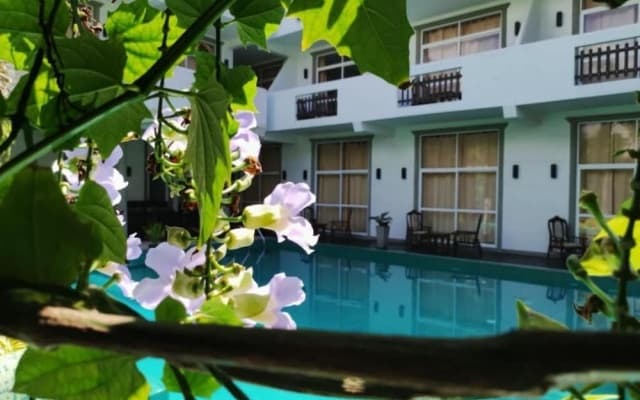 Garden Beach Hotel