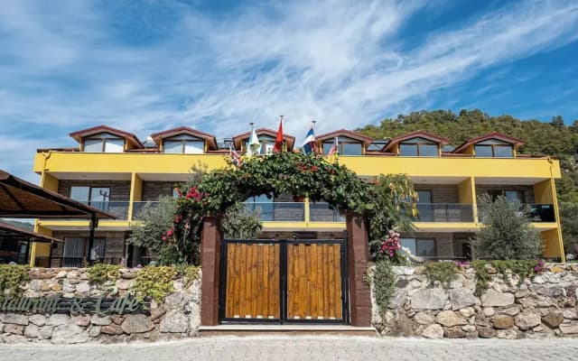 Olive Tree Apart Hotel