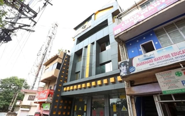 OYO 3063 Crystal Residency